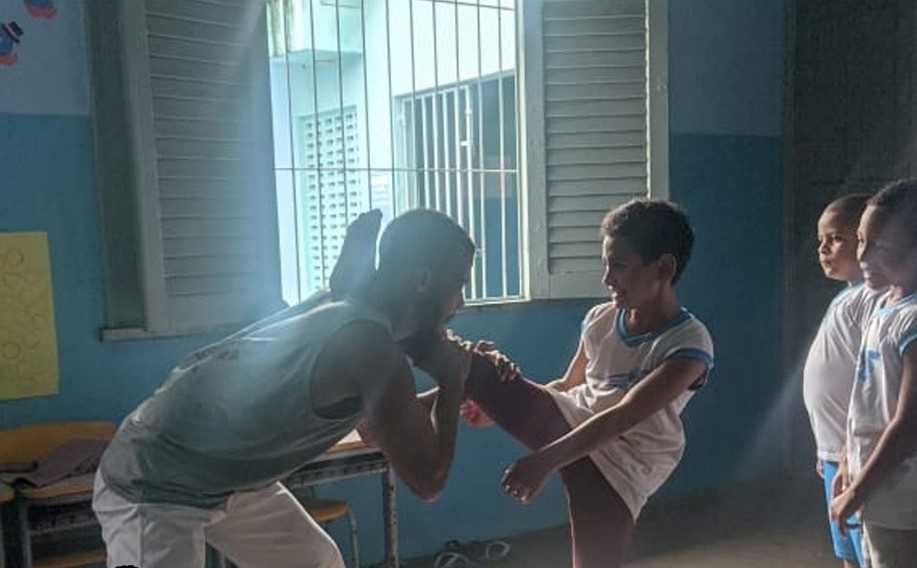 Camacã: Projeto oferece aos alunos da rede municipal de ensino aulas de capoeira